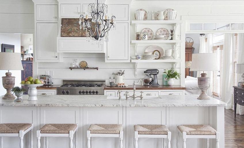 Elegant white kitchen